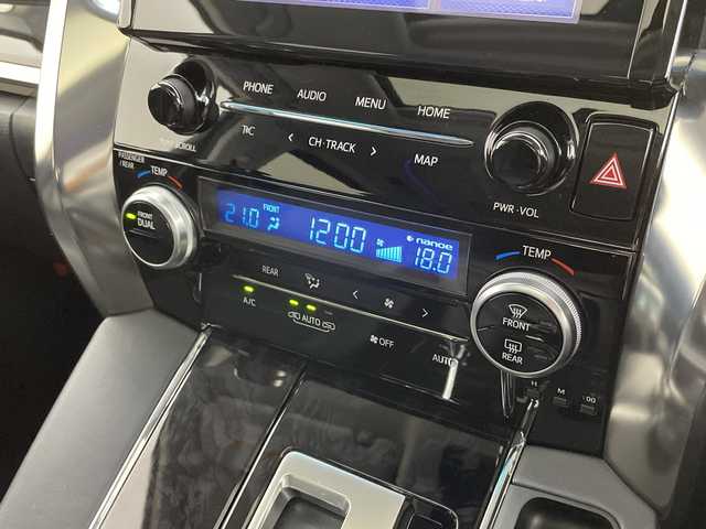 トヨタ アルファード S Cパッケージ 新潟県 2020(令2)年 6.5万km ホワイトパールクリスタルシャイン ディスプレイオーディオ/(fm.AM.Bluetooth.AppleCarPlay AndroidAuto)/純正フリップダウンモニター/TVキャンセラー/バックカメラ/ツインムーンルーフ/トヨタセーフティセンス/・プリクラッシュセーフティ/・レーダークルーズコントロール/・レーンキープアシスト/・オートマチックハイビーム/ブラインドスポットモニター/三眼LEDヘッドライト/革コンピステアリング/ステアリングリモコン/コーナーセンサー/デジタルインナーミラー/ステアリングヒーター/両側パワースライドドア/サイド.リアスポイラーモデリスタ/プッシュスタート/スマートキー/純正フロアマット