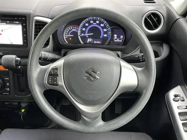 スズキ スペーシア G リミテッド 道央・札幌 2015(平27)年 3.7万km クリスタルホワイトP ４WD/純正ディーラーOPナビ/CD/DVD/BT/フルセグ/デュアルカメラブレーキサポート/横滑り防止装置/レーンキープアシスト/全方位カメラ/ETC/ドライブレコーダー/アイドリングストップ/片側パワースライドドア/前席シートヒーター/社外シートカバー/ステアリングリモコン/プッシュスタート/スマートキー/ハロゲンヘッドライト/ヘッドライトレベライザー/でんどうか/ヒーテッドドアミラー/純正フロアマット/ドアバイザー/スペアキー/スチールホイール付冬タイヤ積込/155/65/R14/2023年/山6mm