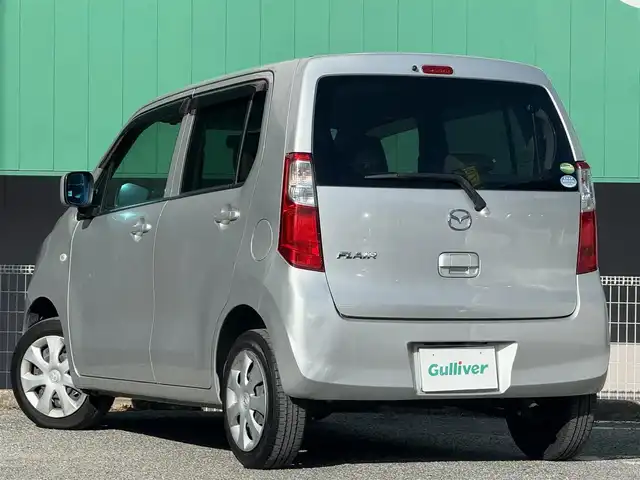 マツダ フレア XG 千葉県 2013(平25)年 4.6万km シルキーシルバーメタリック ７インチナビCA9TD(ＣＤ／ＵＳＢ)/５速ＭＴ/オートエアコン/ＥＴＣ/電格ミラー/パワーウィンドウ/アイドリングストップ/リモコンキー/フロアマット/スペアキー1本/板キーのみ/積込み純正アルミ