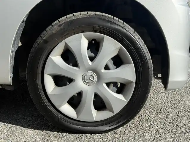 マツダ フレア XG 千葉県 2013(平25)年 4.6万km シルキーシルバーメタリック ７インチナビCA9TD(ＣＤ／ＵＳＢ)/５速ＭＴ/オートエアコン/ＥＴＣ/電格ミラー/パワーウィンドウ/アイドリングストップ/リモコンキー/フロアマット/スペアキー1本/板キーのみ/積込み純正アルミ