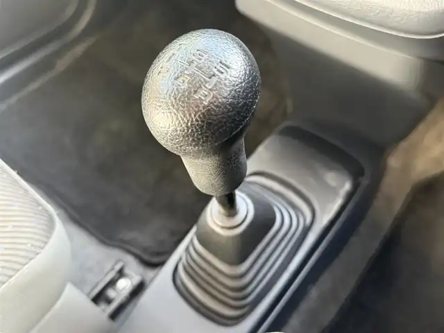 マツダ フレア XG 千葉県 2013(平25)年 4.6万km シルキーシルバーメタリック ７インチナビCA9TD(ＣＤ／ＵＳＢ)/５速ＭＴ/オートエアコン/ＥＴＣ/電格ミラー/パワーウィンドウ/アイドリングストップ/リモコンキー/フロアマット/スペアキー1本/板キーのみ/積込み純正アルミ