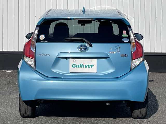 トヨタ アクア S 千葉県 2017(平29)年 3.5万km クールソーダメタリック 純正9インチナビ/(フルセグTV/BT/CD/DVD/FM/AM)/バックカメラ/ビルトインETC/アイドリングストップ/オートライト/シートリフター/プッシュスタート/スマートキー/フロアマット/スペアキー/保証書