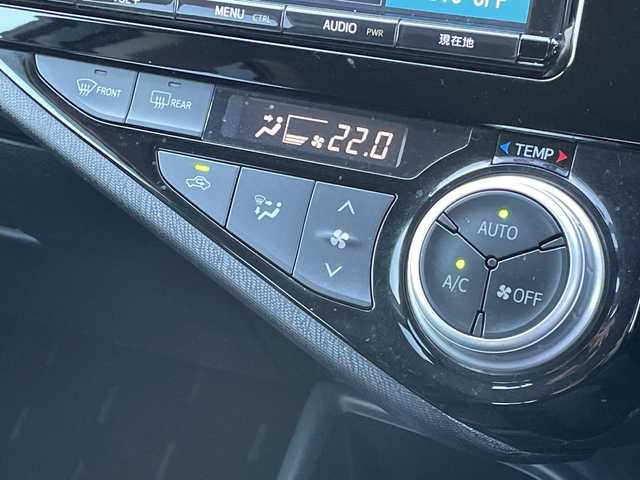 トヨタ アクア S 千葉県 2017(平29)年 3.5万km クールソーダメタリック 純正9インチナビ/(フルセグTV/BT/CD/DVD/FM/AM)/バックカメラ/ビルトインETC/アイドリングストップ/オートライト/シートリフター/プッシュスタート/スマートキー/フロアマット/スペアキー/保証書