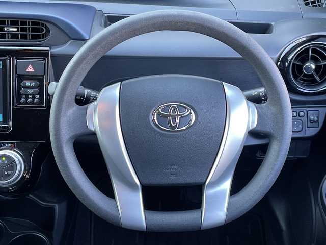 トヨタ アクア S 千葉県 2017(平29)年 3.5万km クールソーダメタリック 純正9インチナビ/(フルセグTV/BT/CD/DVD/FM/AM)/バックカメラ/ビルトインETC/アイドリングストップ/オートライト/シートリフター/プッシュスタート/スマートキー/フロアマット/スペアキー/保証書