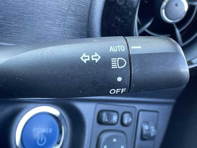 トヨタ アクア S 千葉県 2017(平29)年 3.5万km クールソーダメタリック 純正9インチナビ/(フルセグTV/BT/CD/DVD/FM/AM)/バックカメラ/ビルトインETC/アイドリングストップ/オートライト/シートリフター/プッシュスタート/スマートキー/フロアマット/スペアキー/保証書