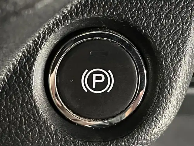 ホンダ Ｎ ＢＯＸ スラッシュ X ターボパッケージ 道央・札幌 2015(平27)年 7.3万km 青Ⅱ ・４WD/・純正メモリナビ/・CD/DVD/BT/フルセグ/SD/AUX/iPod/・ETC/・衝突軽減ブレーキ/・横滑り防止装置/・アイドリングストップ/・CTBA/・前席シートヒーター/・ステアリングヒーター/・モード切替ステアリング/・ワイヤレス充電/・電動パーキングブレーキ/・パドルシフト/・ピタ駐ミラー/・ドアバイザー/・電動格納ウィンカーミラー/・純正フロアマット/・純正15インチAW/・プッシュスタート/・スマートキー/・スペアキー