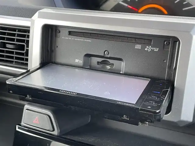 ダイハツ ウェイク L SA Ⅲ 道南・函館 2018(平30)年 6.8万km フレッシュグリーンM /社外ナビ//ワンセグTV//ドライブレコーダー//ETC//両側パワースライドドア//衝突被害軽減システム//オートマチックハイビーム//オートライト//運転席シートヒーター//スマートキー//エンジンプッシュスタート