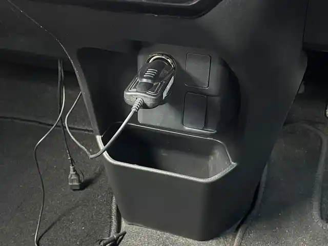 ダイハツ ウェイク L SA Ⅲ 道南・函館 2018(平30)年 6.8万km フレッシュグリーンM /社外ナビ//ワンセグTV//ドライブレコーダー//ETC//両側パワースライドドア//衝突被害軽減システム//オートマチックハイビーム//オートライト//運転席シートヒーター//スマートキー//エンジンプッシュスタート