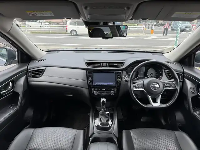 日産 エクストレイル 20Xi Vセレクション 滋賀県 2022(令4)年 3.9万km アズライトブルー ワンオーナー/純正10インチフルセグナビ/　フルセグ Bluetooth CD DVD  SD/Nissan Connect/インテリジェント アラウンドビューモニター/純正ナビ連動ドライブレコーダー/インテリジェント エマージェンシーブレーキ/踏み間違い衝突防止アシスト/プロパイロット/ヒルスタートアシスト/フロント&バックソナー/インテリジェント LI/BSW/RCTA/インテリジェント FCW/車両接近通報装置/電動パーキングブレーキ/純正LEDヘッドランプ/ハイビームアシスト/インテリジェント オートライトシステム/インテリジェント パーキングアシスト/インテリジェント ルームミラー/リモコンオートバックドア/純正ダークカラー18インチアルミホイール/ルーフレール/シートヒーター/防水シート（セルクロス）/インテリジェントキー×2/プッシュスタート/