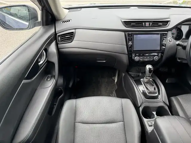 日産 エクストレイル 20Xi Vセレクション 滋賀県 2022(令4)年 3.9万km アズライトブルー ワンオーナー/純正10インチフルセグナビ/　フルセグ Bluetooth CD DVD  SD/Nissan Connect/インテリジェント アラウンドビューモニター/純正ナビ連動ドライブレコーダー/インテリジェント エマージェンシーブレーキ/踏み間違い衝突防止アシスト/プロパイロット/ヒルスタートアシスト/フロント&バックソナー/インテリジェント LI/BSW/RCTA/インテリジェント FCW/車両接近通報装置/電動パーキングブレーキ/純正LEDヘッドランプ/ハイビームアシスト/インテリジェント オートライトシステム/インテリジェント パーキングアシスト/インテリジェント ルームミラー/リモコンオートバックドア/純正ダークカラー18インチアルミホイール/ルーフレール/シートヒーター/防水シート（セルクロス）/インテリジェントキー×2/プッシュスタート/