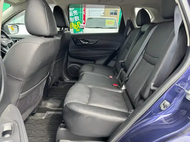 日産 エクストレイル 20Xi Vセレクション 滋賀県 2022(令4)年 3.9万km アズライトブルー ワンオーナー/純正10インチフルセグナビ/　フルセグ Bluetooth CD DVD  SD/Nissan Connect/インテリジェント アラウンドビューモニター/純正ナビ連動ドライブレコーダー/インテリジェント エマージェンシーブレーキ/踏み間違い衝突防止アシスト/プロパイロット/ヒルスタートアシスト/フロント&バックソナー/インテリジェント LI/BSW/RCTA/インテリジェント FCW/車両接近通報装置/電動パーキングブレーキ/純正LEDヘッドランプ/ハイビームアシスト/インテリジェント オートライトシステム/インテリジェント パーキングアシスト/インテリジェント ルームミラー/リモコンオートバックドア/純正ダークカラー18インチアルミホイール/ルーフレール/シートヒーター/防水シート（セルクロス）/インテリジェントキー×2/プッシュスタート/