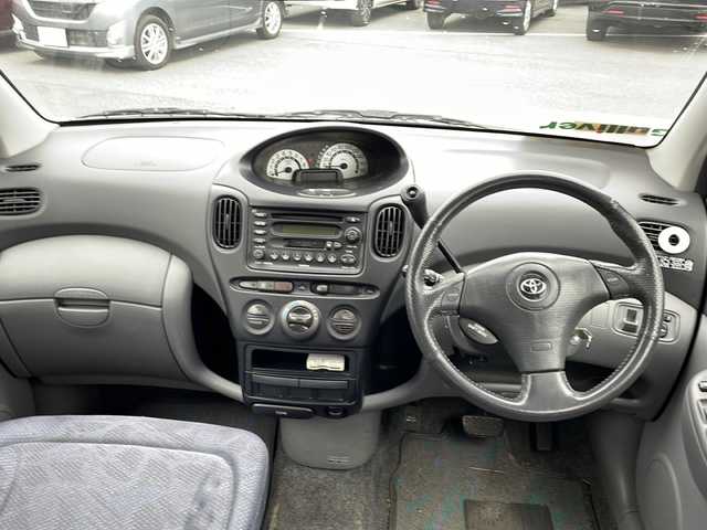 トヨタ ファンカーゴ G 新潟県 2002(平14)年 12.6万km 白 スタッドレスタイヤ積載/ドアバイザー/電格ミラー/社外ホイール14インチ/　〈Fang〉/ETC/取り扱い説明書/保証書/リモコンキー