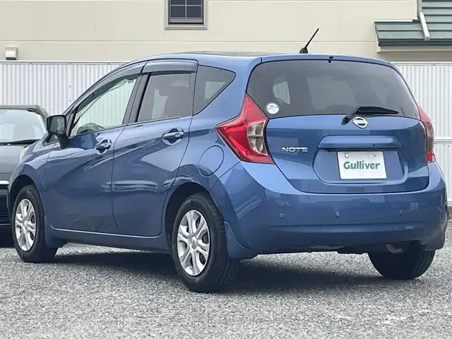 日産 ノート XVセレ +セーフ 大阪府 2015(平27)年 4.3万km シャイニングブルー 純正メモリナビ(MC324D-W)/BT/CD/DVD/SD/TV/バックカメラ/全方位カメラ/前後ドライブレコーダー/前後コーナーセンサー/レーンキープアシスト/純正フロアマット/プッシュスタート/アイドリングストップ/ドアバイザー/ETC