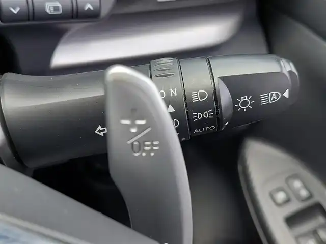 三菱 エクリプス クロス ＰＨＥＶ P 東京都 2021(令3)年 2.6万km ホワイトダイヤモンド サンルーフ/純正ナビ/アラウンドビューモニター/ETC2.0/ドライブレコーダー/ヘッドアップディスプレイ/AC1500W/パワーシート/シートヒーター/ハンドルヒーター/衝突軽減システム/レーンキープアシスト/ブラインドスポットモニター/コーナーセンサー/レーダークルーズコントロール