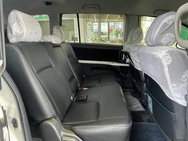 トヨタ アイシス プラタナ Vセレクション ブラン 宮城県 2014(平26)年 5万km ホワイトパールクリスタルシャイン ワンオーナー/純正ナビ（AM/FM/BT/TV/SD）/４WD/両側パワースライドドア/３列シート/コーナーセンサー/横滑り防止装置/LEDライト/オートライト/ETC/ドライブレコーダー（前後）/サマータイヤ社外AW（205/55R16）/スタッドレスタイヤ社外AW積込（195/65R15）/保証書