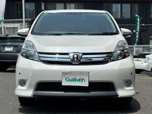 トヨタ アイシス プラタナ Vセレクション ブラン 宮城県 2014(平26)年 5万km ホワイトパールクリスタルシャイン ワンオーナー/純正ナビ（AM/FM/BT/TV/SD）/４WD/両側パワースライドドア/３列シート/コーナーセンサー/横滑り防止装置/LEDライト/オートライト/ETC/ドライブレコーダー（前後）/サマータイヤ純正AW（195/65/R15）/サマータイヤ社外AW積込み（205/55R16）/スタッドレスタイヤ社外AW積込（195/65R15）/保証書