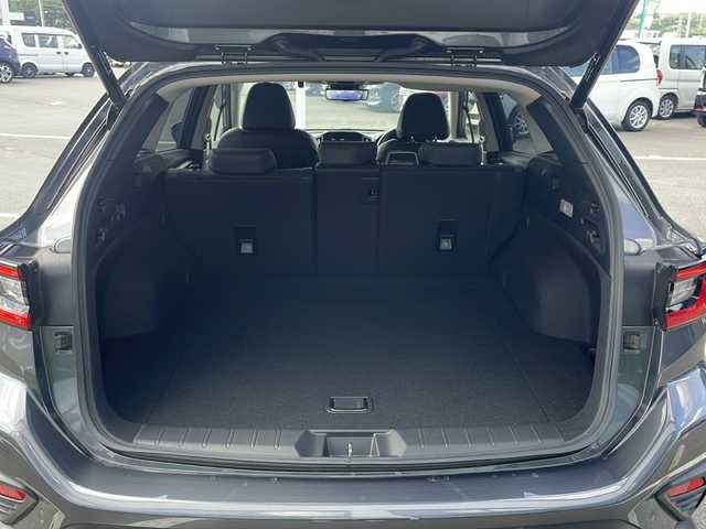 スバル レヴォーグ STIスポーツ EX ブラックインテリアセレ 岩手県 2024(令6)年 1.8万km マグネタイトグレーメタリック ・４WD/・純正メモリナビ（AppleCarplay/AndroidAuto/BT/USB/AUX/AM//FM/フルセグテレビ）/・アイサイトX/・渋滞時ハンズオフアシスト/・アクティブレーンチェンジアシスト/・ドライバー異常時対応システム/・カーブ前速度制御/・アラウンドビューモニター/・純正デジタルインナーミラー/・純正ドライブレコーダー前後/・ハーフレザーシート/・純正フロアマット/・パワーシート（運転席・助手席）/・横滑り防止機能/・LEDライト/・コーナーセンサー前後/・パワーバックドア/・パドルシフト/・プリクラッシュブレーキ/・車間距離警報/・エマージェンシーレーンキープアシスト/・車線逸脱防止機能/・後側方警戒支援システム/・ビークルダイナミクスコントロール/・ステアリング連動ヘッドランプ/・アイドリングストップ/・STI専用ステアリング