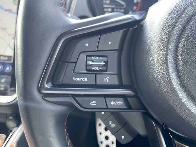 スバル レヴォーグ STIスポーツ EX ブラックインテリアセレ 岩手県 2024(令6)年 1.8万km マグネタイトグレーメタリック ・４WD/・純正メモリナビ（AppleCarplay/AndroidAuto/BT/USB/AUX/AM//FM/フルセグテレビ）/・アイサイトX/・渋滞時ハンズオフアシスト/・アクティブレーンチェンジアシスト/・ドライバー異常時対応システム/・カーブ前速度制御/・アラウンドビューモニター/・純正デジタルインナーミラー/・純正ドライブレコーダー前後/・ハーフレザーシート/・純正フロアマット/・パワーシート（運転席・助手席）/・横滑り防止機能/・LEDライト/・コーナーセンサー前後/・パワーバックドア/・パドルシフト/・プリクラッシュブレーキ/・車間距離警報/・エマージェンシーレーンキープアシスト/・車線逸脱防止機能/・後側方警戒支援システム/・ビークルダイナミクスコントロール/・ステアリング連動ヘッドランプ/・アイドリングストップ/・STI専用ステアリング