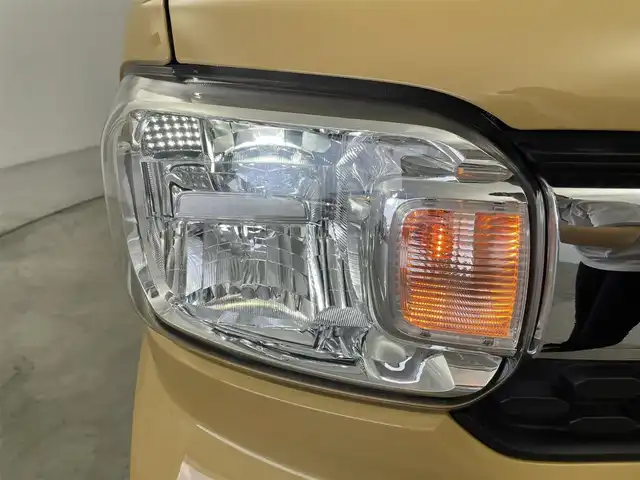 スズキ スペーシア HYBRID X 福島県 2024(令6)年 0.1万km 黄 禁煙車　純正ナビ（ＢＴ，ＵＳＢ，アップルカープレイ、フルセグ）全方位カメラ　両側パワスラ　衝突軽減システム　標識認識機能　コーナーセンサー　シートヒーター　レーンキープアシスト　アイドリングストップ