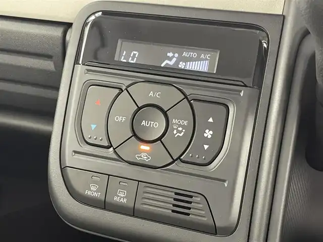 スズキ スペーシア HYBRID X 福島県 2024(令6)年 0.1万km 黄 禁煙車　純正ナビ（ＢＴ，ＵＳＢ，アップルカープレイ、フルセグ）全方位カメラ　両側パワスラ　衝突軽減システム　標識認識機能　コーナーセンサー　シートヒーター　レーンキープアシスト　アイドリングストップ