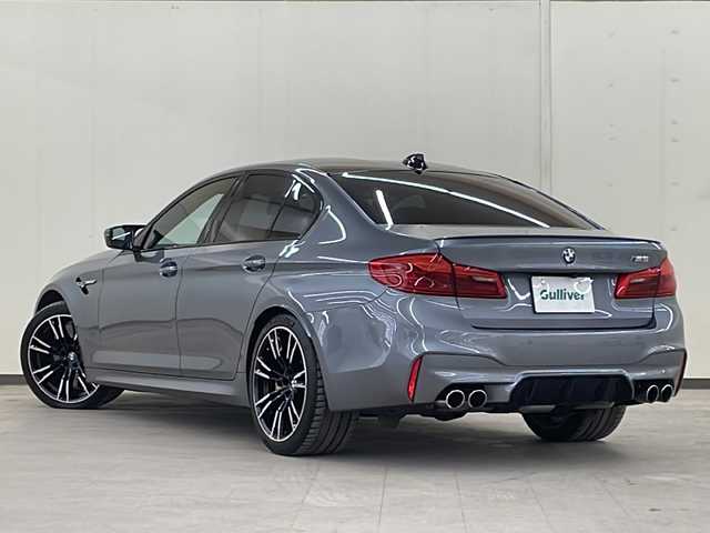 ＢＭＷ Ｍ５ 道央・札幌 2019(令1)年 2.7万km ガンＭ /4WD//純正コネクテッドナビ/（CD/DVD/FM/AM/BT/USB/フルセグTV）//純正２０インチAW//デジタルタコメーター//パドルシフト//追従クルーズコントロール//オートライト//衝突軽減ブレーキ//液晶スマートキー//ワイヤレス充電//ドライブモード//ハンドルヒーター//純正フロアマット//エアーシート//シートヒーター//後席サンシェード//リアガラスシェード