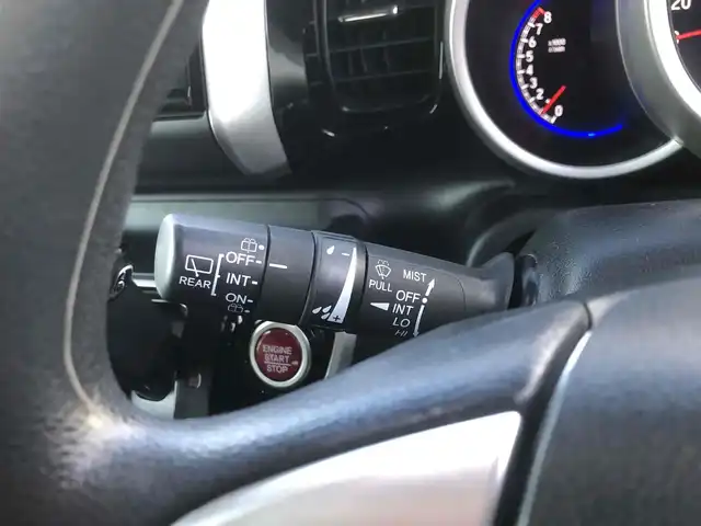 ホンダ Ｎ ＢＯＸ カスタム G Lパッケージ 福岡県 2016(平28)年 12.5万km ブリティッシュグリーンP シティブレーキアクティブシステム/ワンオーナー/純正インターナビ【VXM-175VFi】/　フルセグTV/CD/DVD/Bluetooth/バックカメラ/アイドリングストップ/ウィンカーミラー/ドアバイザー/純正フロアマット/プッシュスタート/片側パワースライドドア/ETC/HIDヘッドライト/純正14インチアルミホイール/保証書/取扱説明書