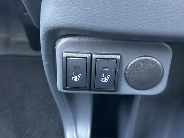 スズキ ハスラー G 愛知県 2019(平31)年 3.7万km パッションオレンジマイカ/スペリアホワイト /社外メモリナビ//社外フルセグTV//AM/FM/BT/TV/CD/DVD//バックカメラ//ETC//前後ドラレコ//横滑り防止装置//衝突被害軽減ブレーキ//レーンアシスト//アイドリングストップ//ヘッドライトレベライザー//ステアスイッチ//シートヒーター(D/N)//HIDヘッドライト//フロントフォグランプ//純正フロアマット//純正ドアバイザー//電格ミラー//イモビライザー//ISOFIX//ダブルエアバック//スマートキー//スペアキー1本//取扱説明書//記録簿(R7)