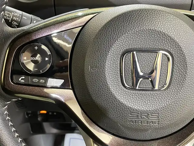 ホンダ Ｎ ＢＯＸ G L ターボ ホンダセンシング 岩手県 2020(令2)年 2.7万km プラチナホワイトパール ワンオーナー/４WD/ターボ/両側パワースライドドア/パドルシフト/ホンダセンシング/衝突軽減ブレーキ/アダプティブクルーズコントロール/車線維持支援機能/路外逸脱抑制機能/誤発進抑制機能/オートハイビーム/横滑り防止装置/アイドリングストップ/前席シートヒーター/アレルクリーンプラスシート/純正ナビ/フルセグTV/バックカメラ/ドライブレコーダー/ETC/フルLEDヘッドライト/純正１５インチアルミホイール