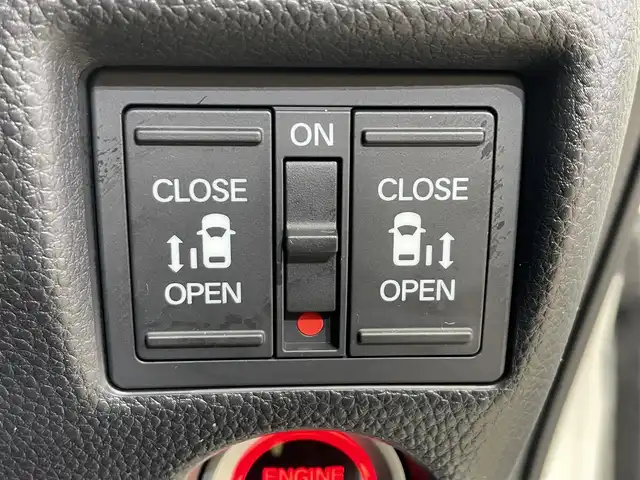 ホンダ Ｎ ＢＯＸ G L ターボ ホンダセンシング 岩手県 2020(令2)年 2.7万km プラチナホワイトパール ワンオーナー/４WD/ターボ/両側パワースライドドア/パドルシフト/ホンダセンシング/衝突軽減ブレーキ/アダプティブクルーズコントロール/車線維持支援機能/路外逸脱抑制機能/誤発進抑制機能/オートハイビーム/横滑り防止装置/アイドリングストップ/前席シートヒーター/アレルクリーンプラスシート/純正ナビ/フルセグTV/バックカメラ/ドライブレコーダー/ETC/フルLEDヘッドライト/純正１５インチアルミホイール