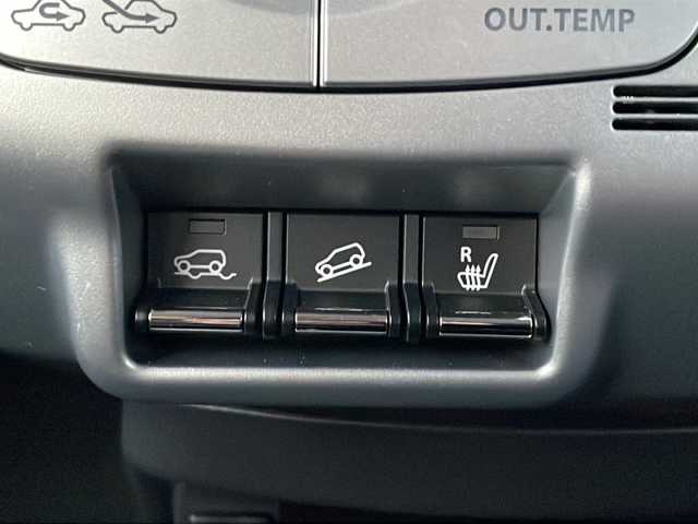 スズキ ハスラー F リミテッド 福島県 2017(平29)年 6.3万km クリスタルホワイトパール/ブラック2トーン レーダーブレーキサポート　社外ナビ　バックＣ　ＥＴＣ　フルセグ　ＢＴ　ステリモ　前席シートヒーター　スペアキー　純正ゴムマット　純正ドアバイザー　ＨＩＤヘッドライト　オートライト　電格ミラー　取説