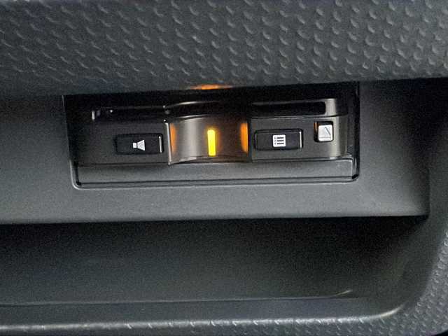 スズキ ハスラー F リミテッド 福島県 2017(平29)年 6.3万km クリスタルホワイトパール/ブラック2トーン レーダーブレーキサポート　社外ナビ　バックＣ　ＥＴＣ　フルセグ　ＢＴ　ステリモ　前席シートヒーター　スペアキー　純正ゴムマット　純正ドアバイザー　ＨＩＤヘッドライト　オートライト　電格ミラー　取説