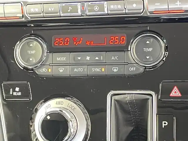 三菱 デリカＤ：５ シャモニー 千葉県 2024(令6)年 0.7万km パールⅡ 禁煙車/アルパイン11インチナビ/・EX11NX/・CD/DVD/BT/ACP/フルセグ/レーダークルーズコントロール/車線逸脱警報/両側パワースライドドア/パワーバックドア/全方位カメラ/ハーフレザーシート/D席パワーシート/前席シートヒーター/ステアリングヒーター/パドルシフト/電動パーキングブレーキ/ブレーキホールド/LEDヘッドライト/オートライト/オートハイビーム/スマートキー/ETC