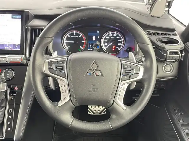 三菱 デリカＤ：５ シャモニー 千葉県 2024(令6)年 0.7万km パールⅡ 禁煙車/アルパイン11インチナビ/・EX11NX/・CD/DVD/BT/ACP/フルセグ/レーダークルーズコントロール/車線逸脱警報/両側パワースライドドア/パワーバックドア/全方位カメラ/ハーフレザーシート/D席パワーシート/前席シートヒーター/ステアリングヒーター/パドルシフト/電動パーキングブレーキ/ブレーキホールド/LEDヘッドライト/オートライト/オートハイビーム/スマートキー/ETC