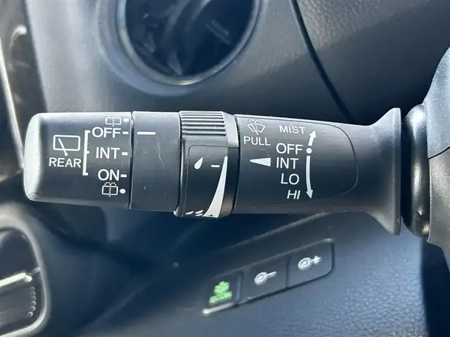 ホンダ Ｎ ＢＯＸ カスタム G L ターボ ホンダセンシング 福島県 2017(平29)年 4.2万km プレミアムホワイトパールⅡ ホンダセンシング/衝突軽減ブレーキ〈CMBS〉/誤発進抑制機能/後方誤発進抑制機能/歩行者事故低減ステアリング/路外逸脱抑制機能/アダプティブクルーズコントロール〈ACC〉/車線維持支援システム〈LKAS〉/オートハイビーム/先行車発進お知らせ機能/標識認識機能/社外ナビゲーション/型番：MDV-Z704/【CD/DVD/SD/BT/TV】/バックカメラ/ドライブレコーダー/ビルトインETC/両側電動スライドドア/パドルシフト/ステアリングリモコン/LEDオートライト/LEDフォグランプ/リアドアサンシェード/ドアバイザー