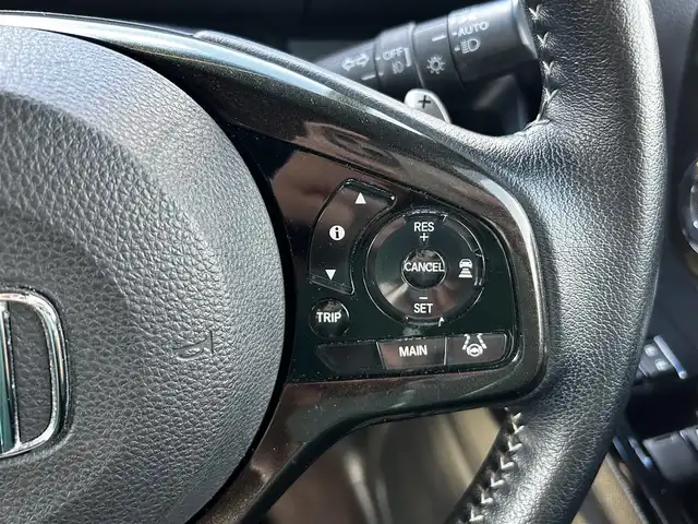 ホンダ Ｎ ＢＯＸ カスタム G L ターボ ホンダセンシング 福島県 2017(平29)年 4.2万km プレミアムホワイトパールⅡ ホンダセンシング/衝突軽減ブレーキ〈CMBS〉/誤発進抑制機能/後方誤発進抑制機能/歩行者事故低減ステアリング/路外逸脱抑制機能/アダプティブクルーズコントロール〈ACC〉/車線維持支援システム〈LKAS〉/オートハイビーム/先行車発進お知らせ機能/標識認識機能/社外ナビゲーション/型番：MDV-Z704/【CD/DVD/SD/BT/TV】/バックカメラ/ドライブレコーダー/ビルトインETC/両側電動スライドドア/パドルシフト/ステアリングリモコン/LEDオートライト/LEDフォグランプ/リアドアサンシェード/ドアバイザー