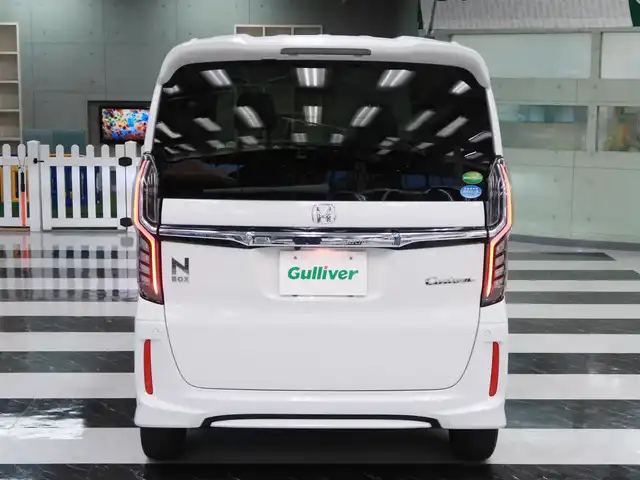 ホンダ Ｎ ＢＯＸ カスタム G L ホンダセンシング 千葉県 2018(平30)年 1.8万km プラチナホワイトパール 純正ナビ/・AM/FM/CD/DVD/Bluetooth/AUX/フルセグTV/バックカメラ /純正フロアマット/純正ドアバイザー/純正15インチAW/ビルトインETC/スマートキー×2本/レーダークルーズコントロール/レーンキープアシスト/衝突軽減ブレーキ/LEDヘッドライト/オートライト/パワースライドドア/取扱説明書/保証書