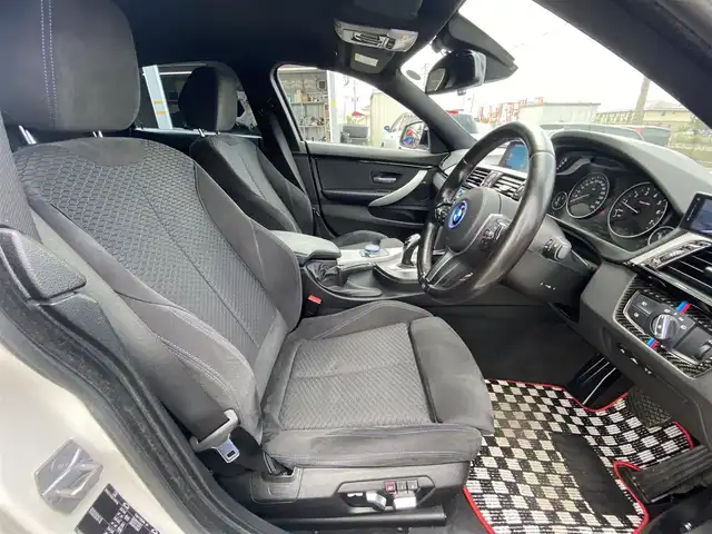 ＢＭＷ ４２０ｉ グランクーペ Mスポーツ 福岡県 2017(平29)年 8.2万km アルピンホワイトⅢ ACC/純正ナビ/バックカメラ/前席パワーシート/ブラインドスポット/ミラー型ETC/パドルシフト/オートライト/ドラレコ/保証書/取説/スペアキー