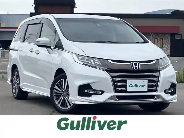 ホンダ オデッセイ アブソルート ホンダセンシング 道南・函館 2018(平30)年 3.8万km プラチナホワイトパール 純正ナビ/フルセグＴＶ/衝突軽減ブレーキ/エンジンスターター/後席モニター/ＥＴＣ/バックカメラ/ドライブレコーダー/両側パワースライドドア/クルーズコントロール/レーンキープアシスト/パドルシフト
