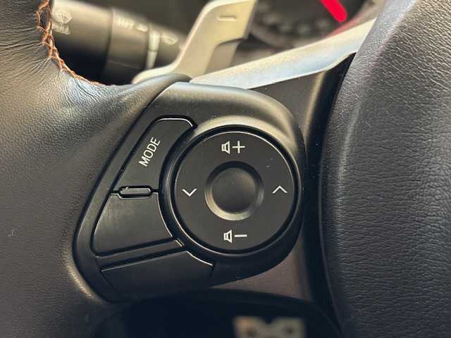 トヨタ ８６ GT ブリティッシュグリーンリミテッド 埼玉県 2019(令1)年 1.3万km Ｄグリーン 特別限定車/TRDエアロパーツ/純正SDナビ/　　CD/DVD/BT/フルセグ/バックカメラ/クルーズコントロール/LEDオートライト/ハーフレザーシート/シートヒーター/純正17インチアルミホイール　/ステアリングスイッチ/USBポート/スマートキー/ETC2.0/禁煙車