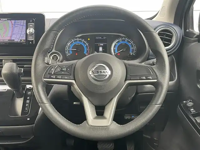 日産 デイズ ハイウェイスターX 千葉県 2019(令1)年 2.1万km アッシュブラウン/ソーダブルー 安全機能/・衝突軽減ブレーキ/レーンキープアシスト/・クリアランスソナー/オートハイビーム/・踏み間違い防止/社外メモリナビ(AVIC-RW900)/・フルセグ/BT/DVD/CD/バックカメラ/ステアリングスイッチ/ETC/LEDヘッドライト/オートライト/フォグライト/アイドリングストップ/スマートキー/プッシュスタート/フロアマット/純正14インチAW