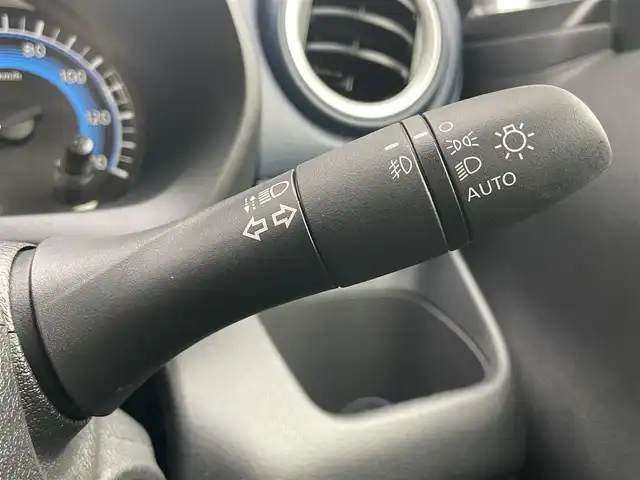 日産 デイズ ハイウェイスターX 千葉県 2019(令1)年 2.1万km アッシュブラウン/ソーダブルー 安全機能/・衝突軽減ブレーキ/レーンキープアシスト/・クリアランスソナー/オートハイビーム/・踏み間違い防止/社外メモリナビ(AVIC-RW900)/・フルセグ/BT/DVD/CD/バックカメラ/ステアリングスイッチ/ETC/LEDヘッドライト/オートライト/フォグライト/アイドリングストップ/スマートキー/プッシュスタート/フロアマット/純正14インチAW