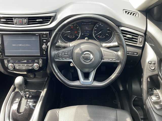 日産 エクストレイル 20X エクストリーマーX 三重県 2017(平29)年 2.4万km ダイヤモンドブラック 純正9型ナビ/サンルーフ/全周囲カメラ/純正ドライブレコーダー/純正デジタルインナーミラー/全席シートヒーター/電動リヤゲート/社外ETC/ステアリングリモコン/車線警報/衝突軽減ブレーキ/オートライト/アイドリングストップ/４WD/電動格納ミラー/禁煙車