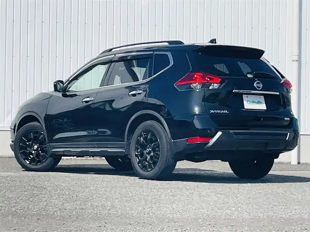 日産 エクストレイル 20X エクストリーマーX 熊本県 2017(平29)年 2.4万km ダイヤモンドブラック 純正9型ナビ/サンルーフ/全周囲カメラ/純正ドライブレコーダー/純正デジタルインナーミラー/全席シートヒーター/電動リヤゲート/社外ETC/ステアリングリモコン/車線警報/衝突軽減ブレーキ/オートライト/アイドリングストップ/４WD/電動格納ミラー/禁煙車
