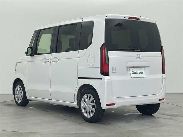 ホンダ Ｎ ＢＯＸ 富山県 2025(令7)年 0.2万km プラチナホワイトパール 純正8型ナビ（AM/FM/BT/USB/フルセグ）/バックカメラ/ETC/片側パワースライドドア/シートヒーター/衝突被害軽減システム/レーダークルーズコントロール/レーンキープアシスト/コーナーセンサー/横滑り防止装置/オートLEDライト/純正フロアマット/オートホールド付電子パーキング/ステアリングスイッチ/スマートキー/スペアキー