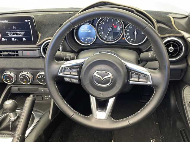 マツダ ロードスター RS 愛知県 2022(令4)年 1.8万km プラチナクォーツメタリック 衝突軽減システム/純正ナビ SDカードなし/クルーズコントロール/シートヒーター/フルセグ/CD DVD/Bluetooth/バックカメラ/コーナーセンサー/純正アルミホイール/LEDヘッドライト/ドライブレコーダー/ETC/ステアリングスイッチ/スマートキー/プッシュスタート