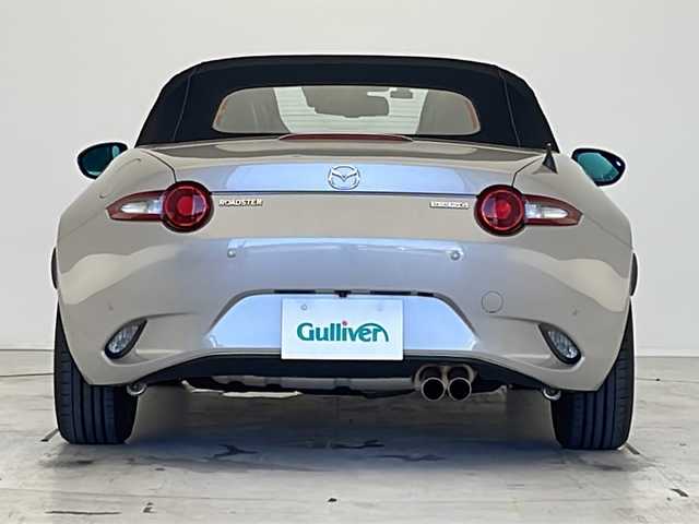 マツダ ロードスター RS 愛知県 2022(令4)年 1.8万km プラチナクォーツメタリック 衝突軽減システム/純正ナビ SDカードなし/クルーズコントロール/シートヒーター/フルセグ/CD DVD/Bluetooth/バックカメラ/コーナーセンサー/純正アルミホイール/LEDヘッドライト/ドライブレコーダー/ETC/ステアリングスイッチ/スマートキー/プッシュスタート