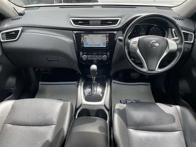 日産 エクストレイル 20X エマージェンシーブレーキ 宮城県 2015(平27)年 10.9万km ブリリアントホワイトパール (株)IDOMが運営する【じしゃロン仙台店】の自社ローン専用車両になりますこちらは現金またはオートローンご利用時の価格です。自社ローンご希望の方は別途その旨お申付け下さい/4WD/純正ナビ/CD/DVD/BT/エマージェンシーブレーキ/シートヒーター/バックカメラ/ETC/スマートキー/プッシュスタート
