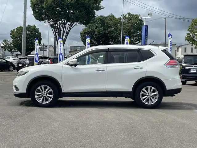 日産 エクストレイル 20X エマージェンシーブレーキ 宮城県 2015(平27)年 10.9万km ブリリアントホワイトパール (株)IDOMが運営する【じしゃロン仙台店】の自社ローン専用車両になりますこちらは現金またはオートローンご利用時の価格です。自社ローンご希望の方は別途その旨お申付け下さい/4WD/純正ナビ/CD/DVD/BT/エマージェンシーブレーキ/シートヒーター/バックカメラ/ETC/スマートキー/プッシュスタート