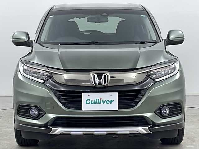 ホンダ ヴェゼル ハイブリッド X ホンダセンシング 道央・札幌 2020(令2)年 3.4万km シルバーミストグリーンM ・４WD/・寒冷地仕様/・純正ナビ（CD/DVD/BT/フルセグTV）/・バックカメラ/・ホンダセンシング/・前席シートヒーター/・レーダークルーズコントロール/・パドルシフト/・ビルトインETC/・ミラーヒーター /・前後ドライブレコーダー/・フロントワイパーデアイサー/・LEDヘッドライト/・フォグランプ/・スマートキー/・プッシュスタート/・横滑り防止