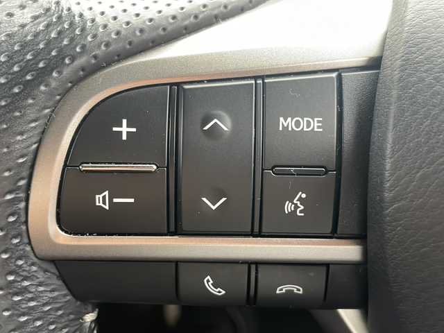 レクサス ＲＸ 450h Fスポーツ 福島県 2016(平28)年 7.2万km ホワイトノーヴァガラスフレーク レクサスセーフティセンス/・プリクラッシュセーフティ/・レーダークルーズコントロール/・車線逸脱警報装置/・アダプティブハイビーム/・コーナーセンサー/・BSM/純正ナビ/・フルセグTV/CD/DVD/BT/AUX/USB/FM/AM/・バックカメラ/・アラウンドビューモニター/ビルトインETC2.0/前後ドラレコ/・型番：ZDR048/レザーシート/・D+N席パワーシート/・シートヒーター/・エアシート/・メモリーシート/革張りステアリング/・ステアリングスイッチ/・パドルシフト/・ステアリングヒーター/サンルーフ/電動リアゲート/ヘッドアップディスプレイ/電子パーキング/・オートブレーキホールド/電動格納ミラー/・ウィンカーミラー/・オートミラー/プッシュスタート/・スマートキー/・スペアキー1本/LEDヘッドライト/・フォグランプ/・オートライト/純正フロアマット/ルーフレール